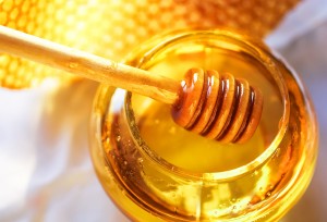 10-unknown-reasons-why-honey-is-the-secret-for-longevity