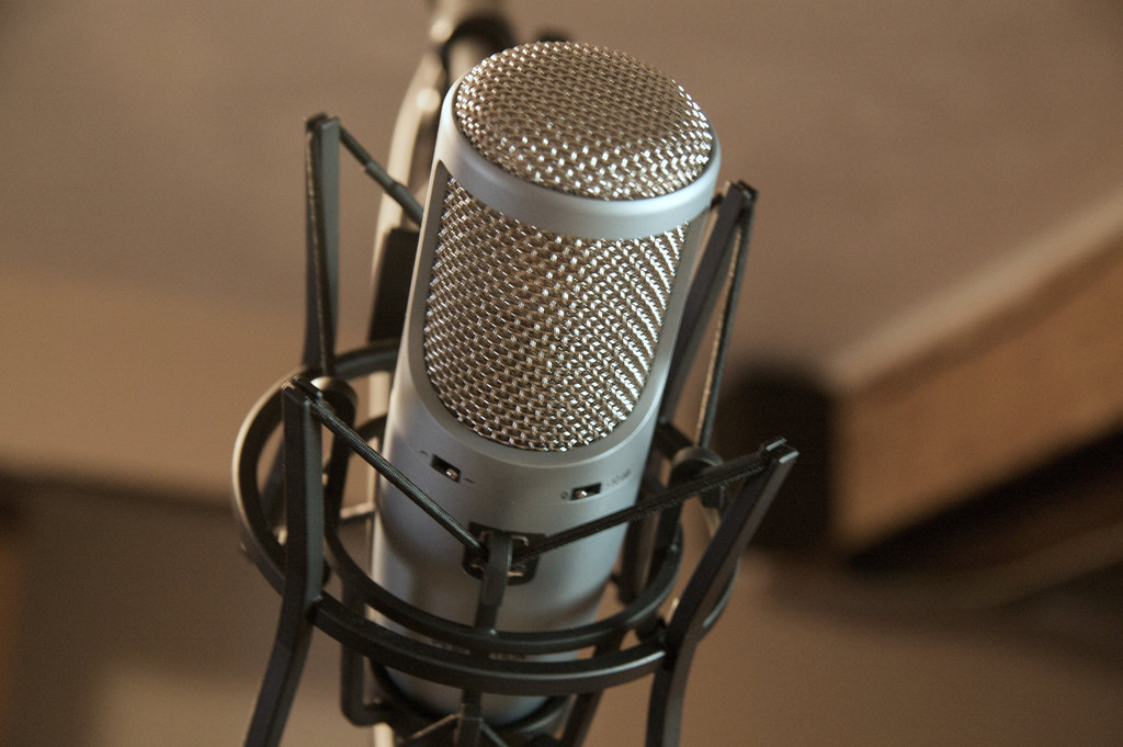 Selecting The Best Microphones For Singing